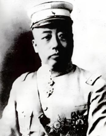 【张学良处决杨宇霆内情】

九一八当夜，鬼子闯进大帅府撬开张学良卧室保险柜，发现