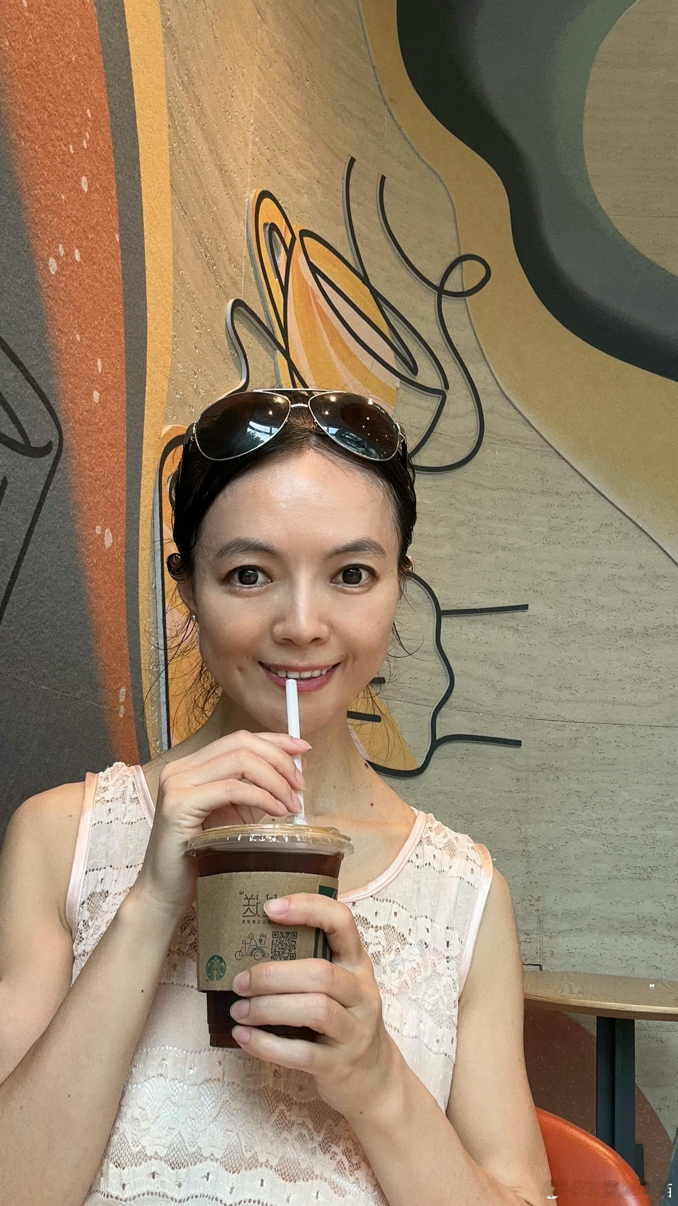 不得不承认，很多事情都是“一通百通”，只要自己转换一下考虑问题的“元思维”方式，