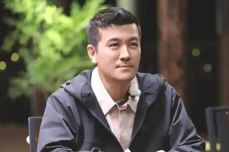 杨子的不要脸成就了他！

有时候不得不佩服杨子，有钱人身上的亮点比很多穷人多多了