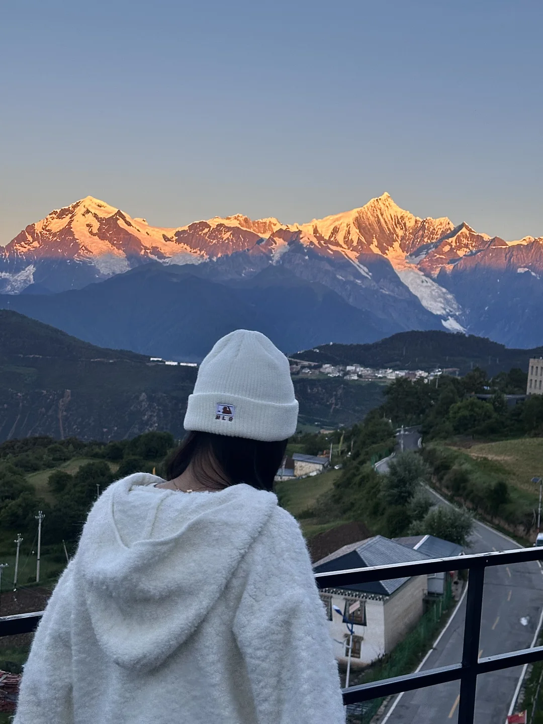梅里日照金山🏔️豪赌成功