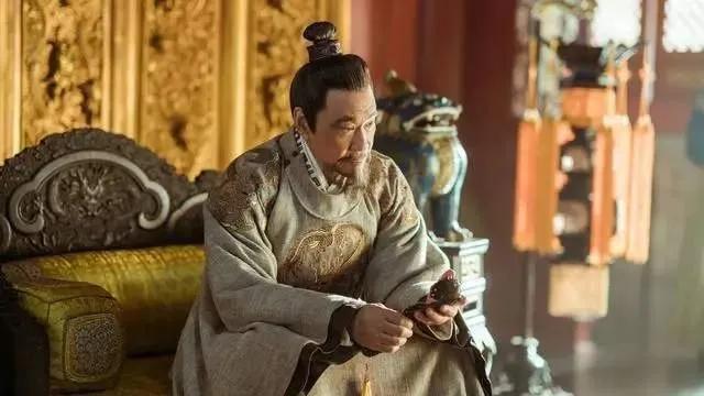 今日话题：朱棣文武全才，朱元璋为何不封他为太子？？？

网友甲：在朱元璋眼里除了