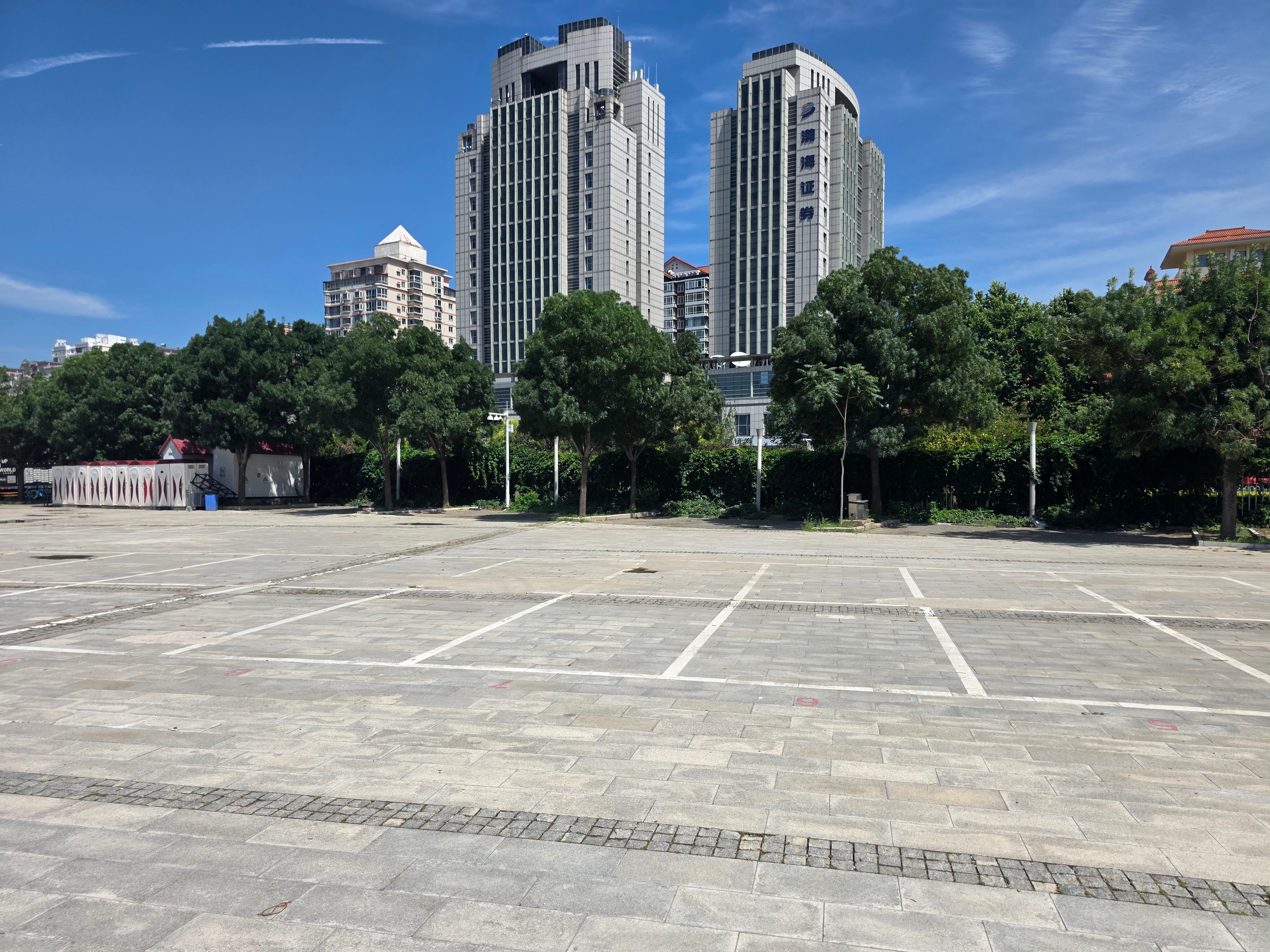 张云雷靠近你演唱会张云雷 好好爱他 叮咚！叮咚！柠檬集合！天津《靠近你》演唱会荧