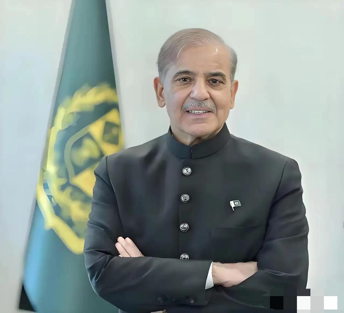 巴基斯坦以为捏住了中国的“七寸”，其实是在玩火自焚！很多人以为中国为了瓜达尔港只