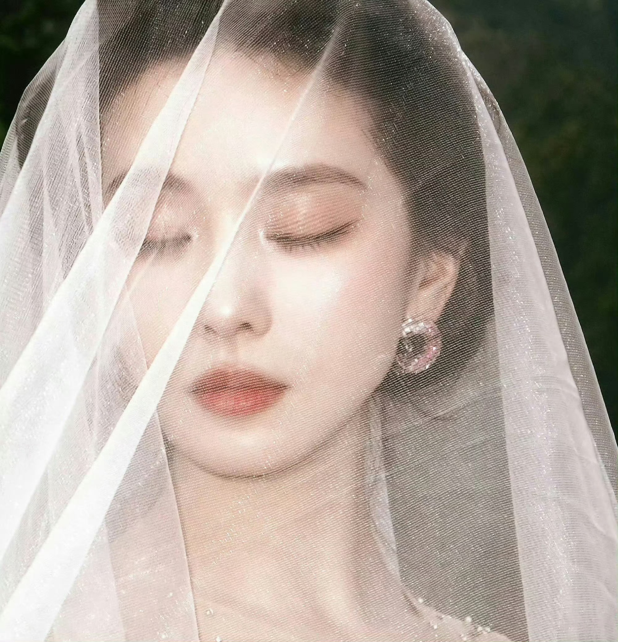 刘诗诗 从此不敢见观音我想要一间属于我自己的房子，有干净的庭院的木制的小围栏。推