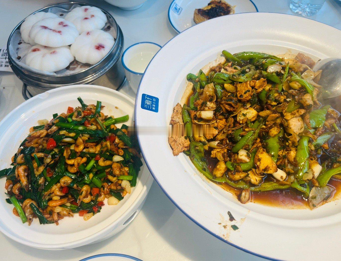 兰湘子怎么越来越难吃了，老东西一点不挑食的人都说不好吃，又咸油又大。应该是我这几