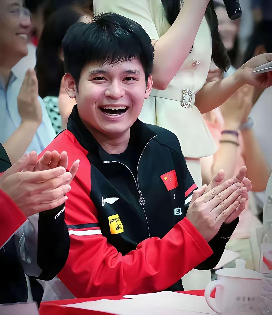 林诗栋要想走出低谷必须从战胜张本智和开始。​亚锦赛男团半决赛，中国vs日本，小编