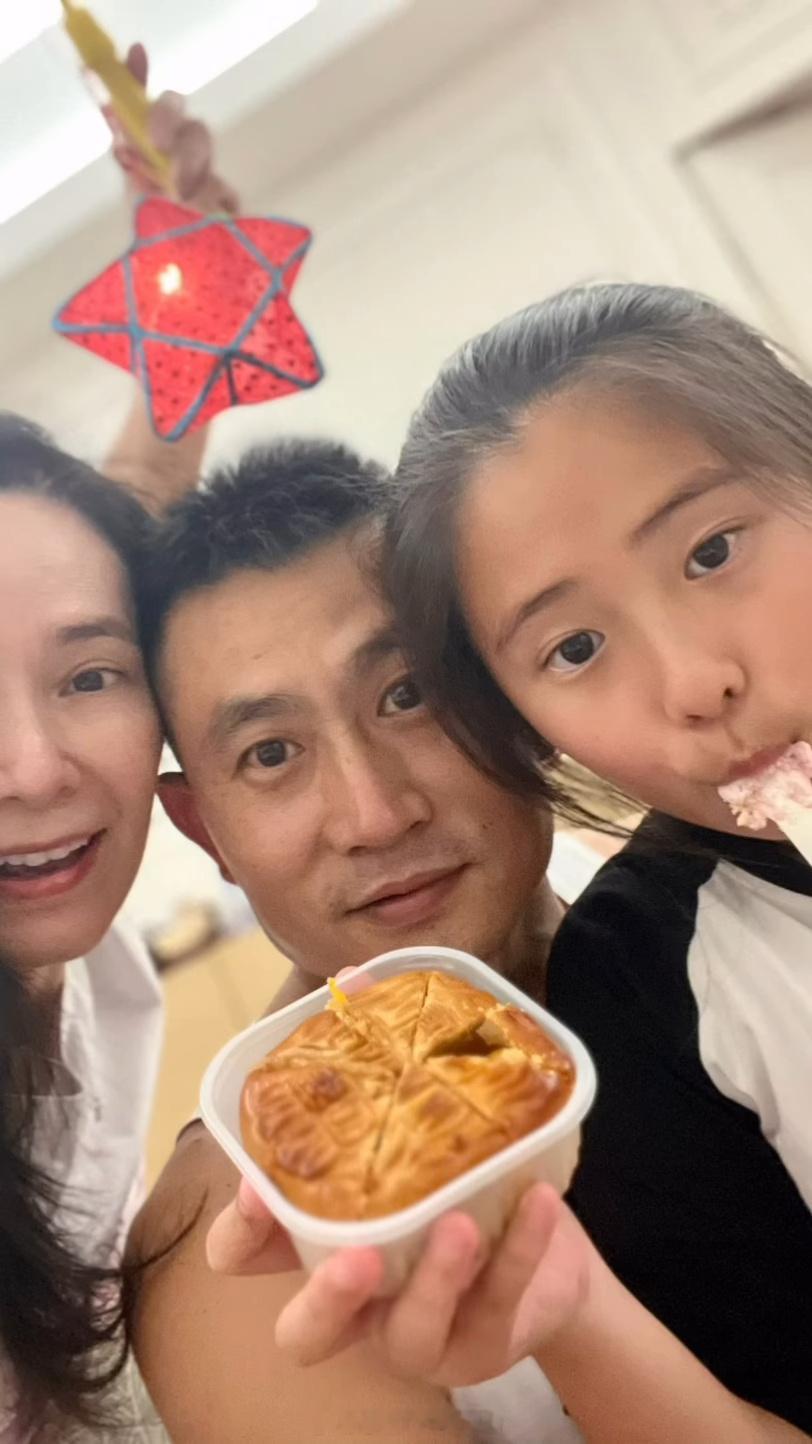 星岛：郭羡妮自认难复当年勇 看淡昔日负评：现在舒服好多 13岁女一句话证妈咪决定