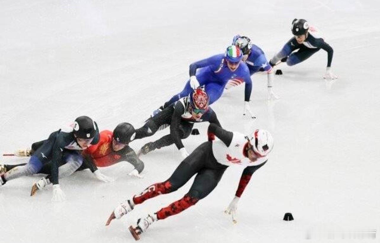 本届冬奥会至今，韩国队在传统优势项目短道速滑上仍没有收获金牌。发文反思韩国短道速