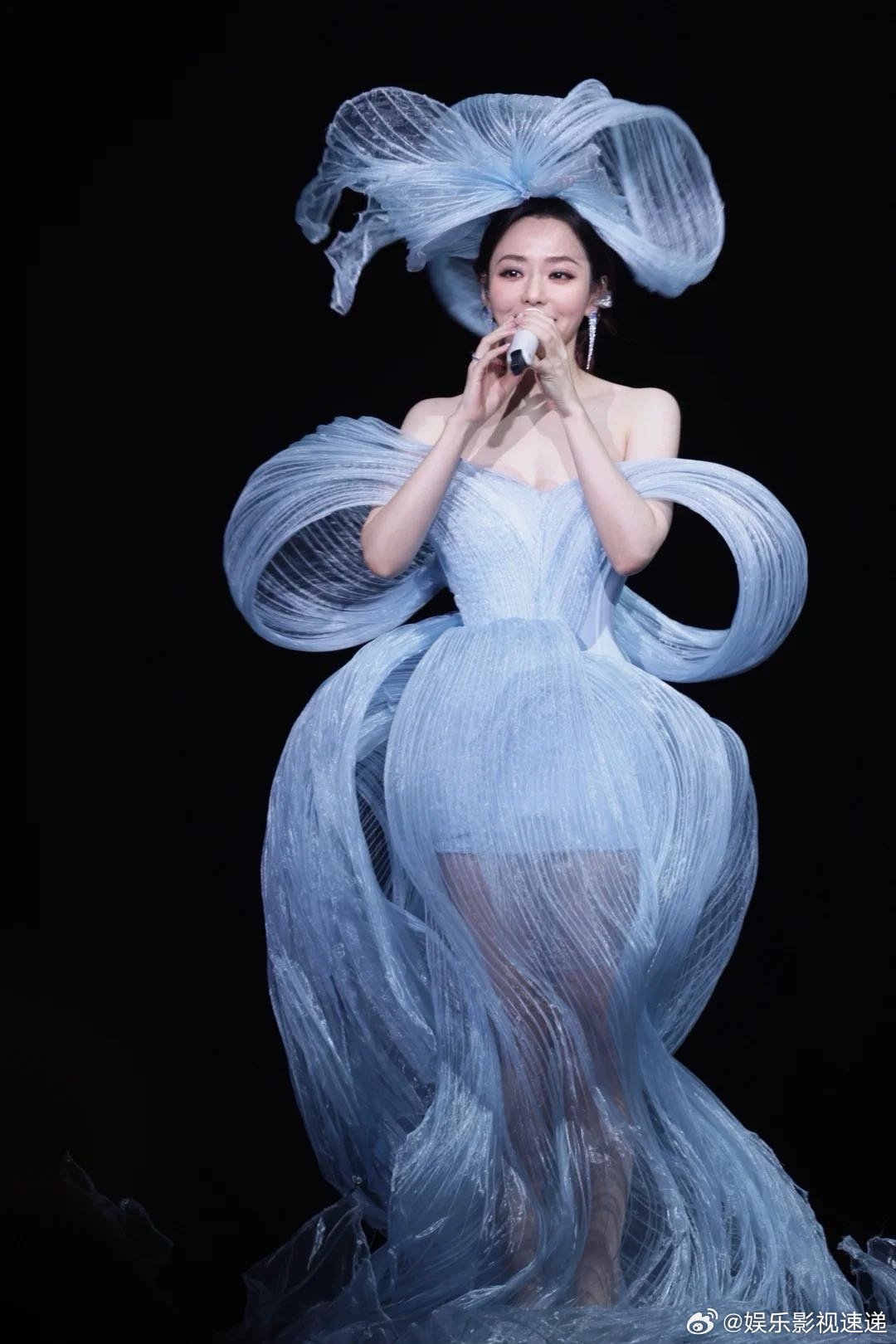 张靓颖[超话]张靓颖星球人跨时空演唱会张靓颖线上演唱会官宣救命！靓颖姐这是要带着