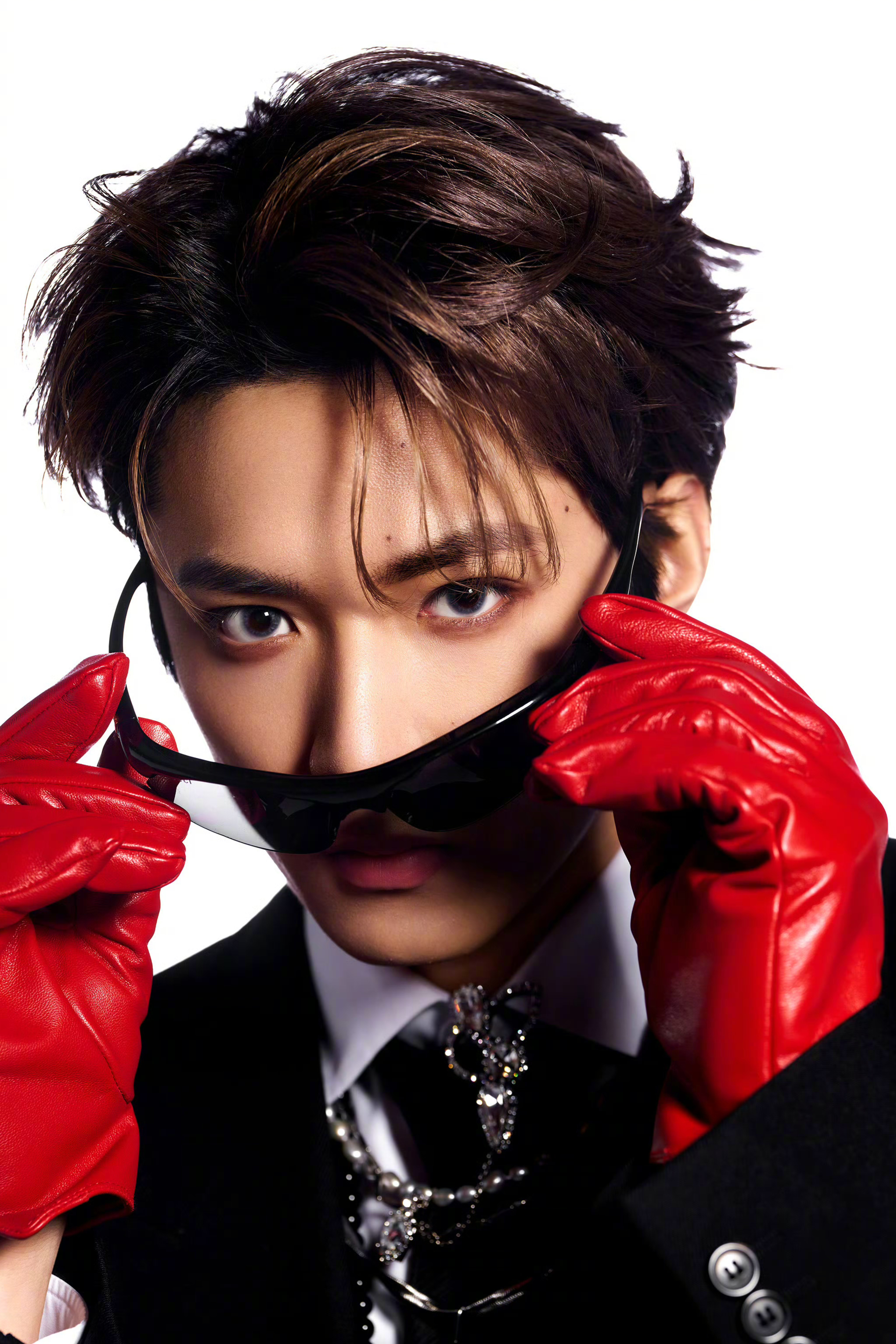 刘耀文丨每一张都是时尚单封的程度📸 刘耀文胸肌