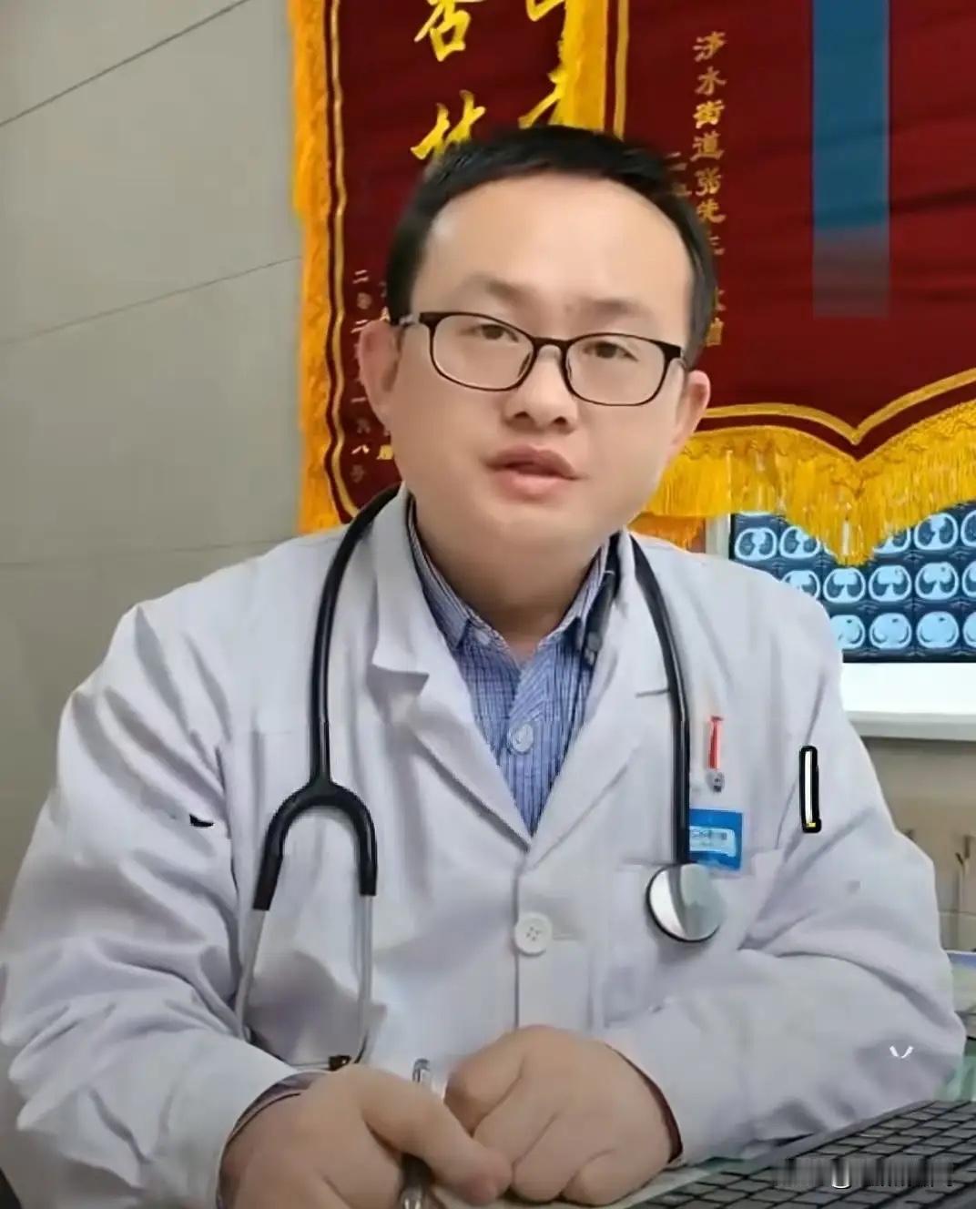 医者仁心，科普同行——邹丽涛的医路征程

在济源市人民医院呼吸科的病房与门诊室之