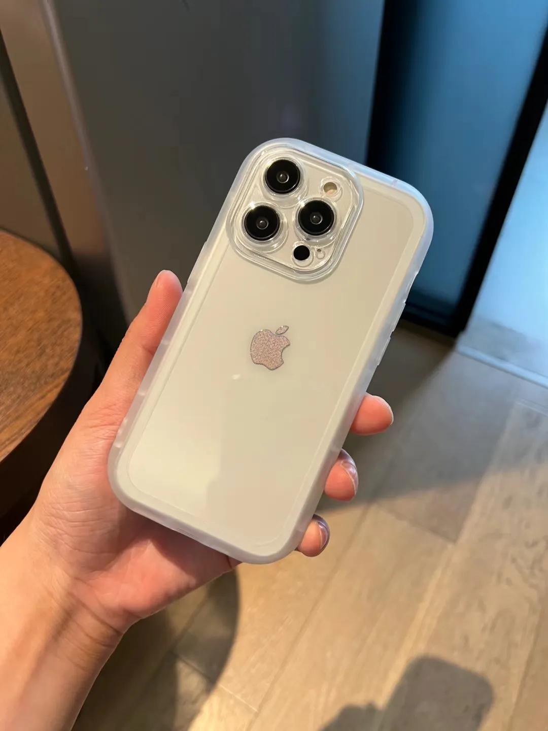 买了iPhone 14 Pro，有点后悔没有上ProMax[流泪]
14 Pro