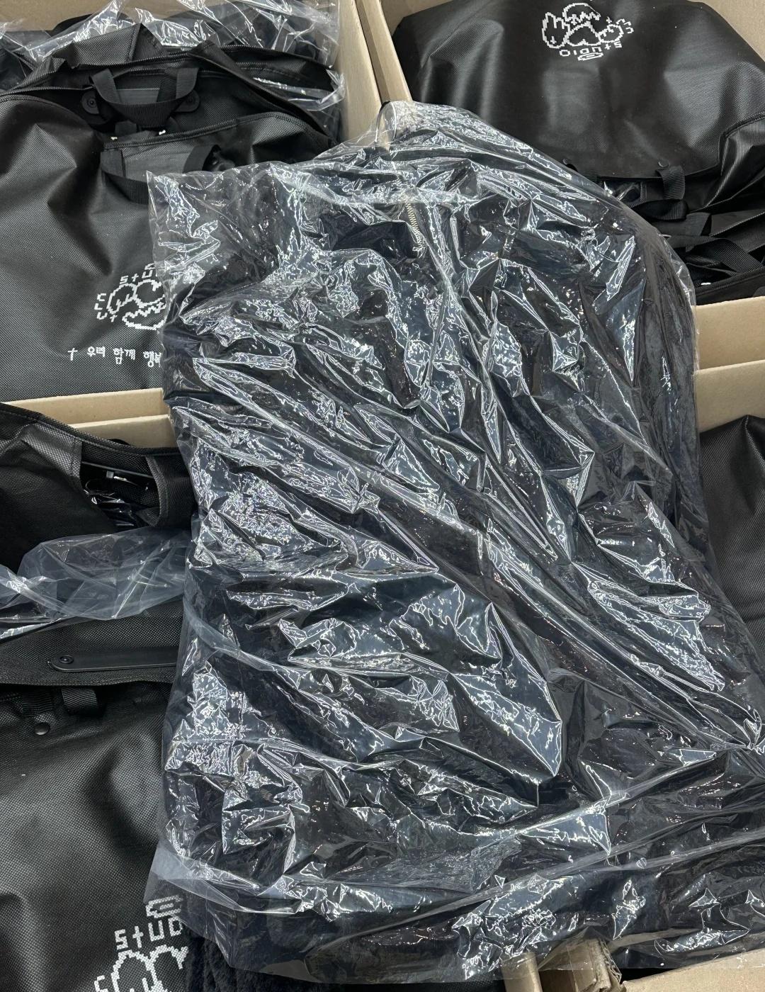 CLUT STUDIO👻迪丽热巴同款出货
CLUTSTUDIO圣水洞模范sho