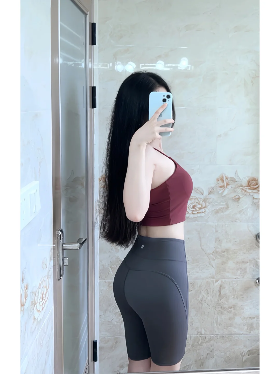 OOTD ｜我太爱我的身材啦～