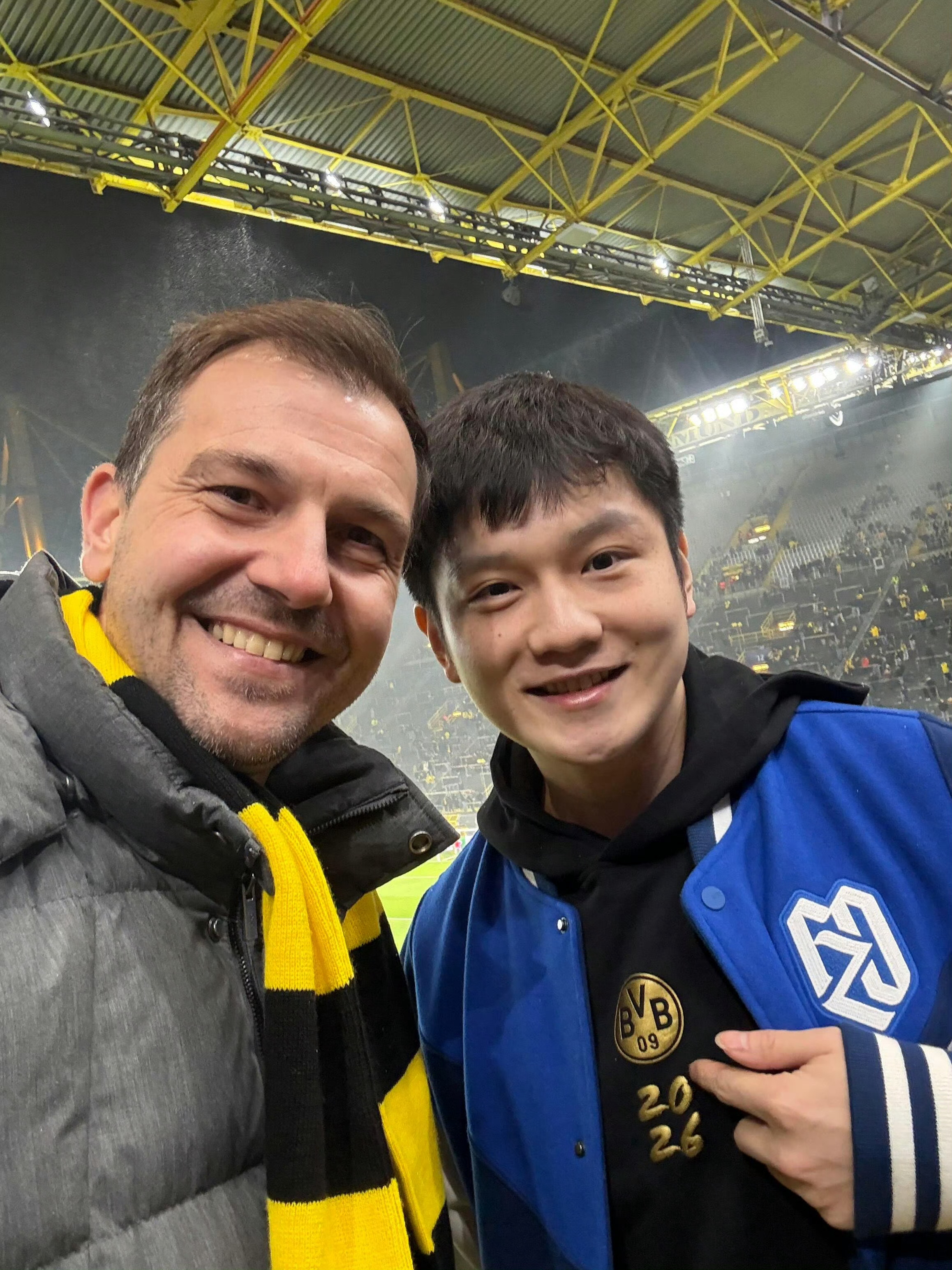 樊振东又幸福了 