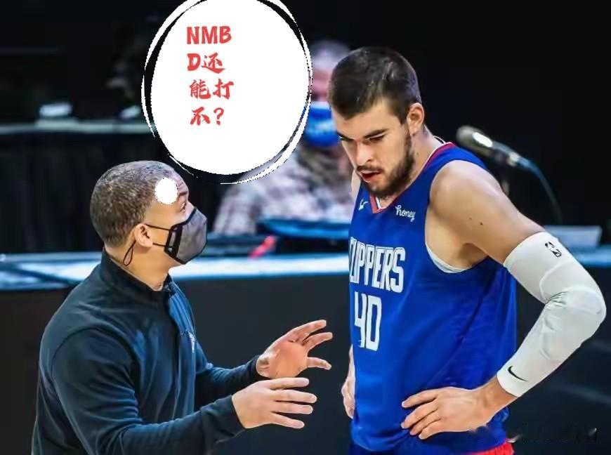 祖巴茨这是怎么了？即便身体减重，也不该退化得这般严重。
对阵老鹰的比赛中，祖巴茨