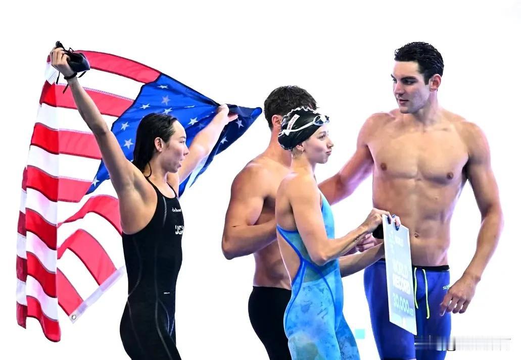 美国创造男女混合4x100米自由泳世界纪录

周六，美国队在世界锦标赛的混合4x