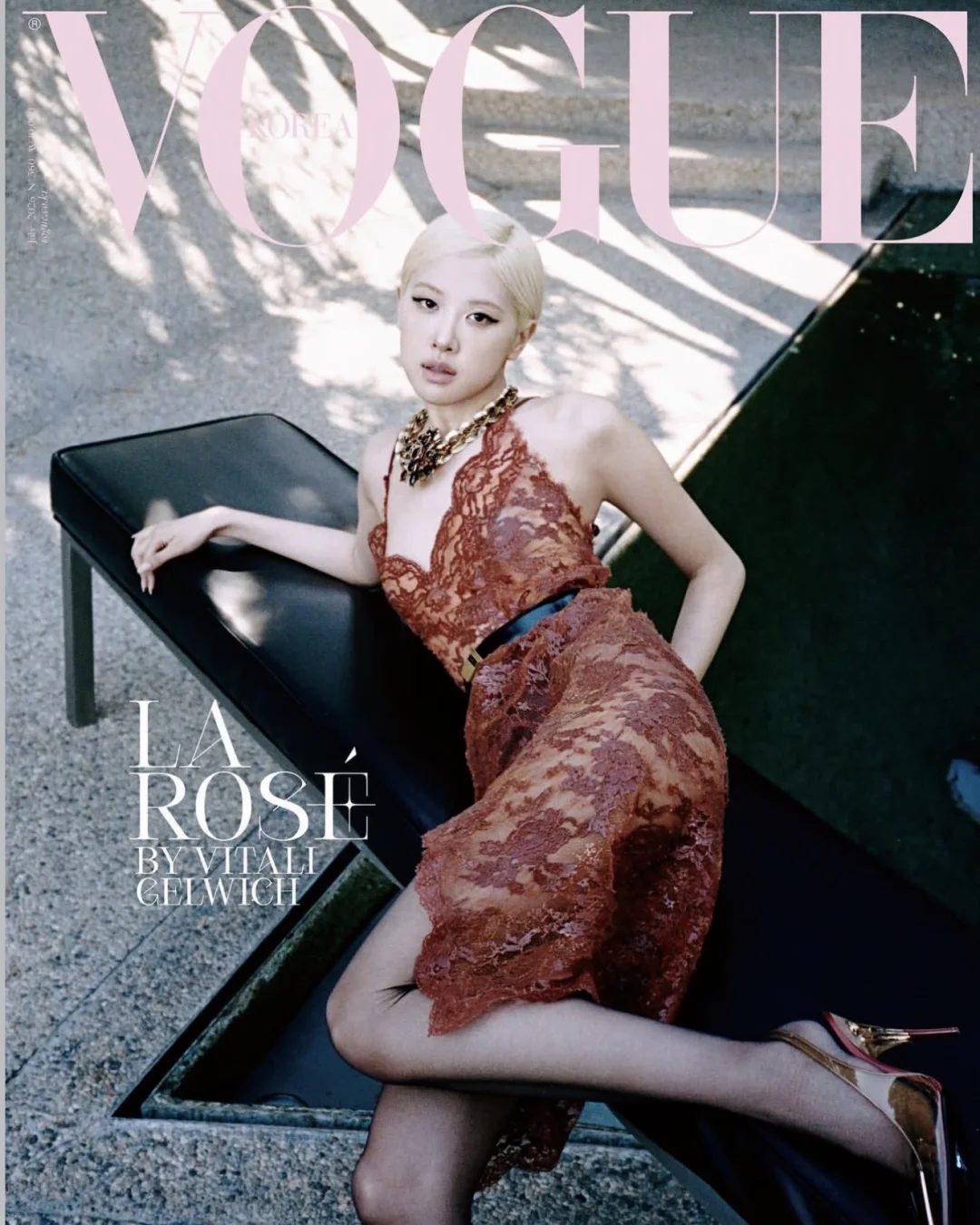 VOGUE每次都能拍出来更美的Rosé