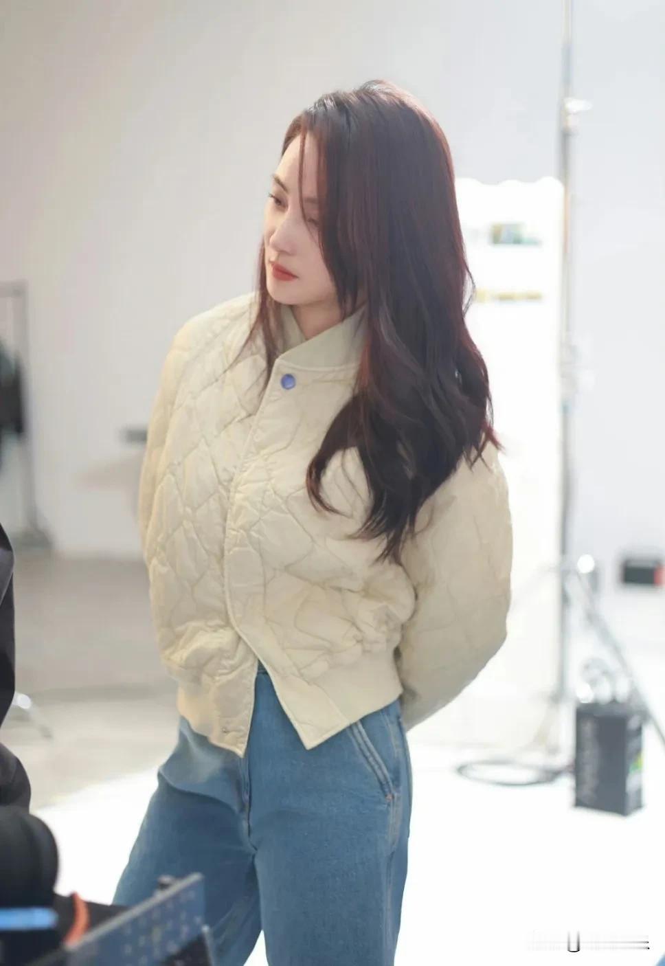 这谁能看出来蒋勤勤48了？！？！

状态好好呀，太美了，穿搭也很好看

#明星美