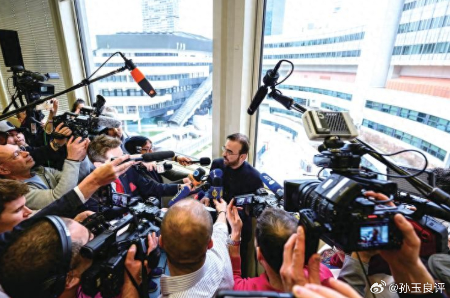 【伊朗战后能迎来“民主”吗？孙玉良：美国复制委内瑞拉模式有点难】德黑兰街头硝烟迷