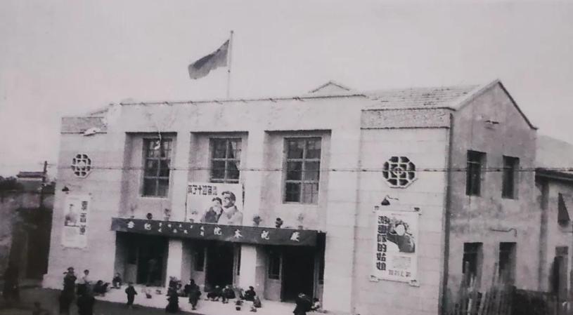 荆州沙市两座老剧场，藏着半世纪繁华，如今只剩回忆
在沙市的老巷子里，藏着两座老剧