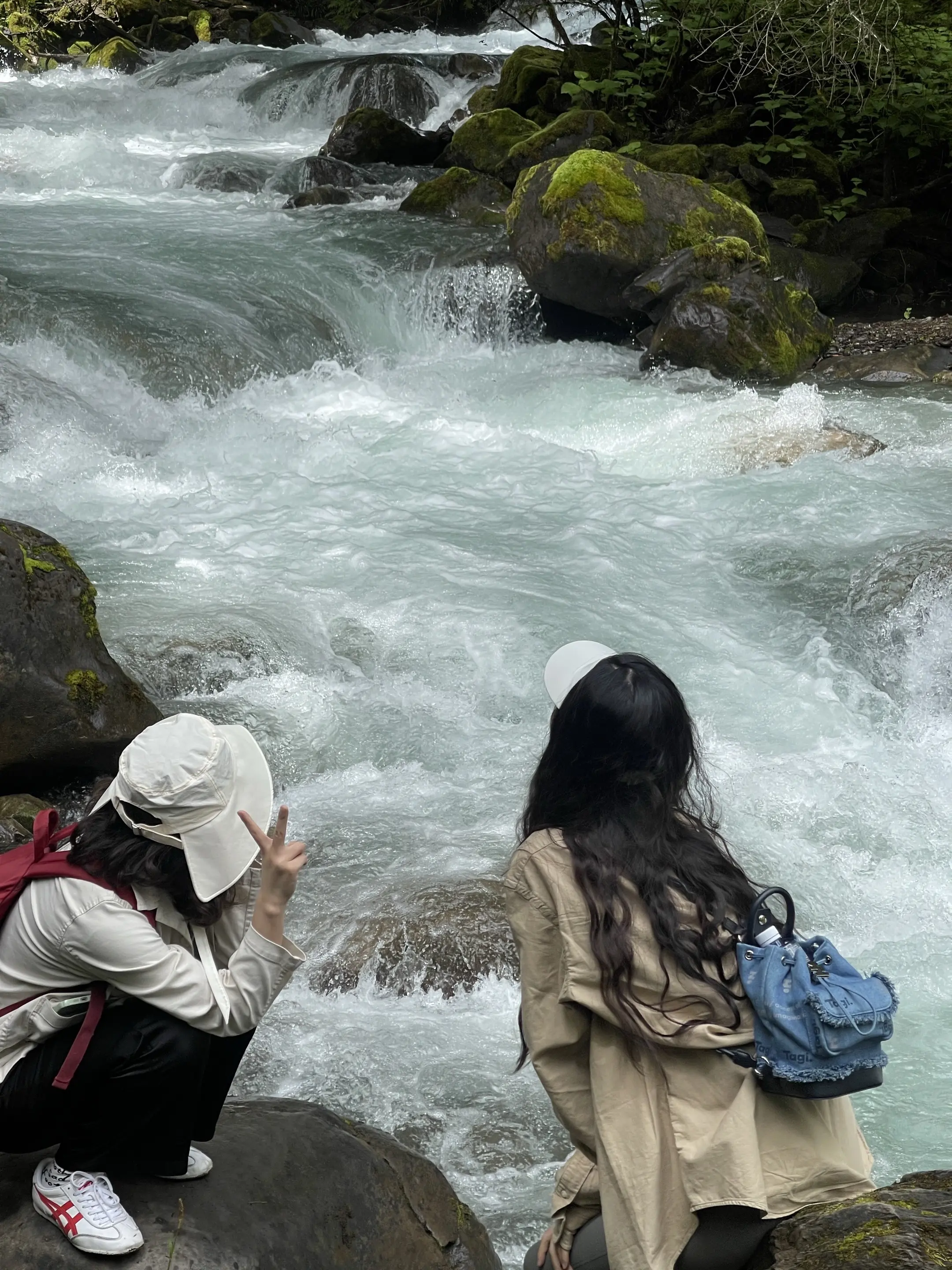 放假走进山