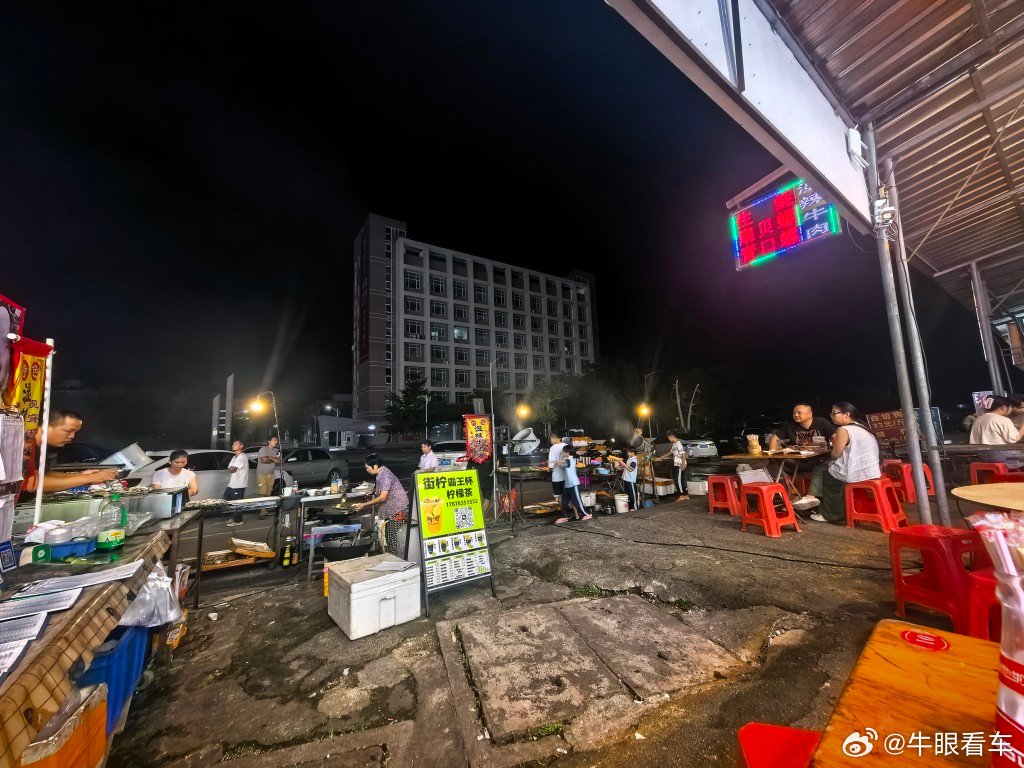 烟火气烟火气，官渡的生蚝确实还行 ​​​