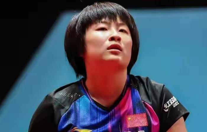 覃予萱打削球内战外战都是输！小将覃予萱是一位有实力有冲击力的选手，但她有一个最大