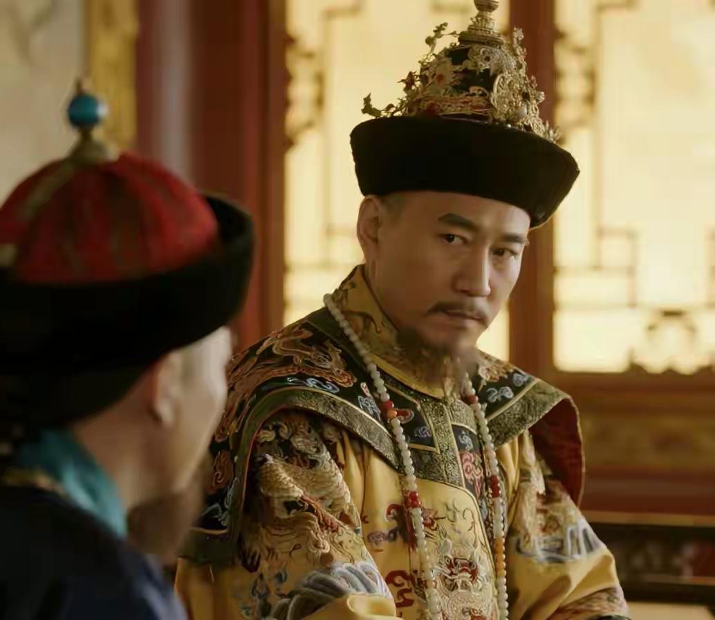 康熙密召周培公论九子夺嫡，周培公一语让康熙瞬间变色，暗藏玄机
 
要搞懂这事儿的