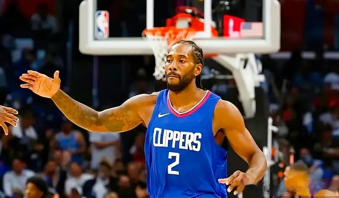 #NBA赛况# 
北京时间10月27日快船队球星伦纳德接受采访谈到了新赛季首战大