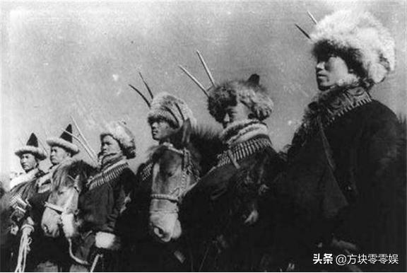 1961年马步芳强行迎娶了自己18岁的侄女马月兰马月兰做了马步芳的七姨太，没过多