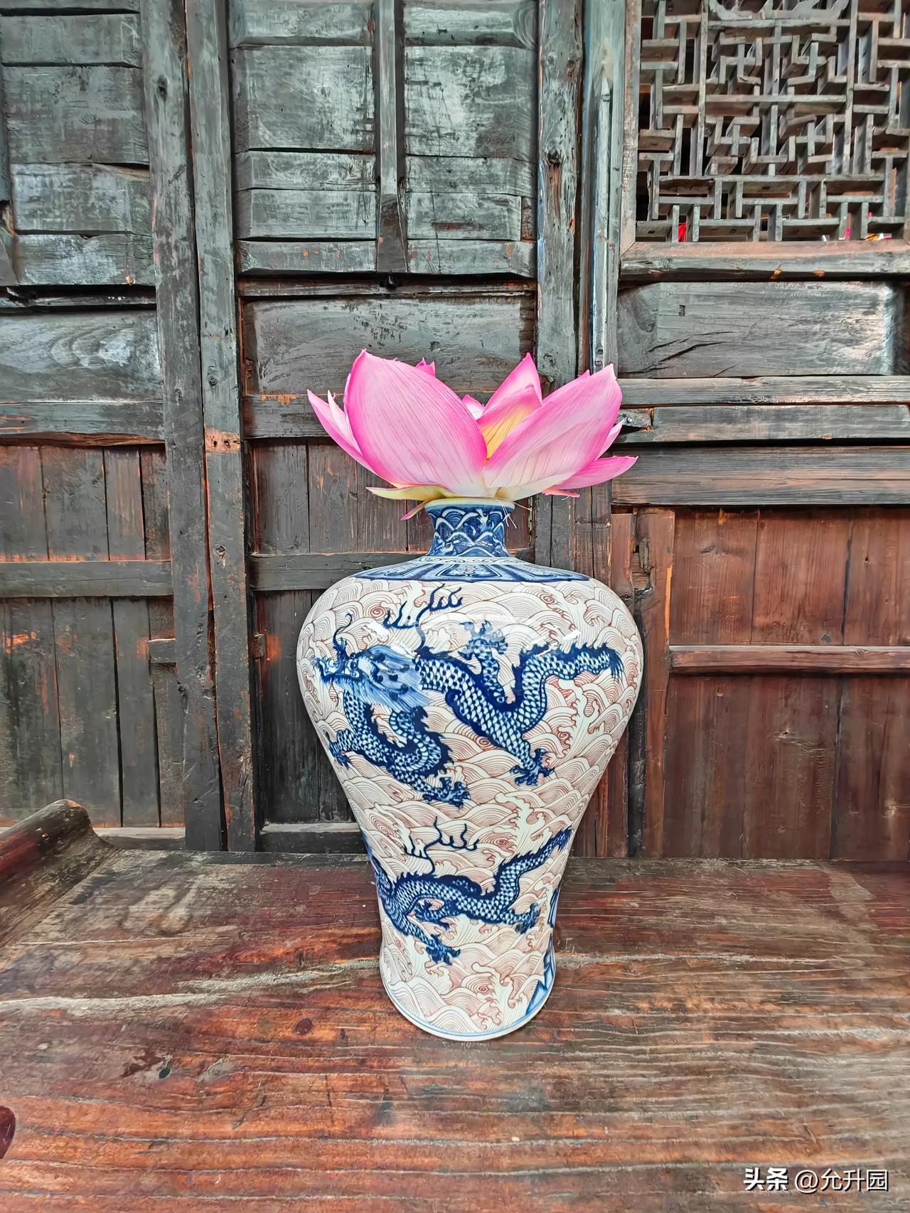 自宋代开始，特别是在明、清两代，一种强调内功的武术派别发展起来，一开始主要流行于