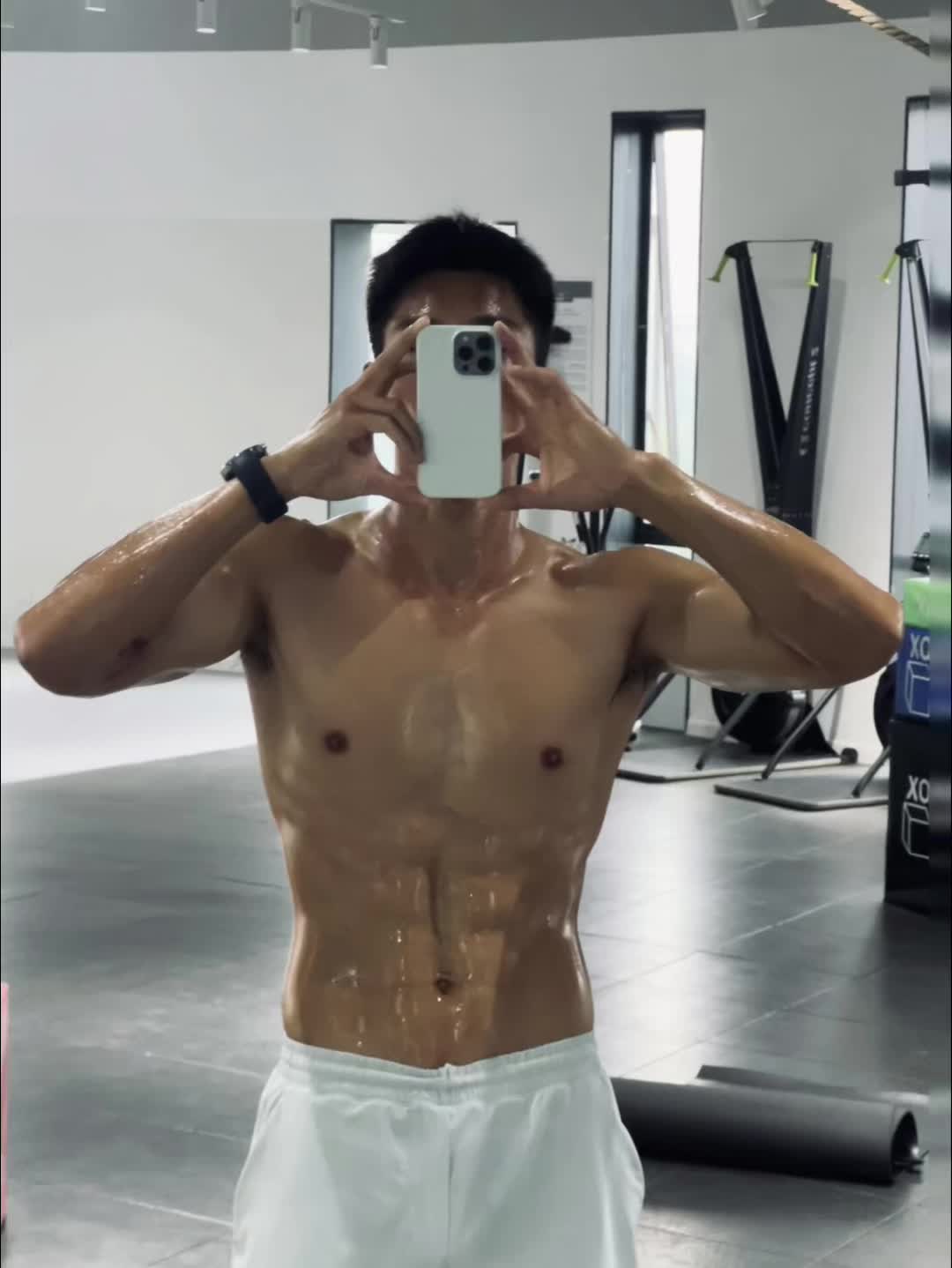 给我一条毛巾