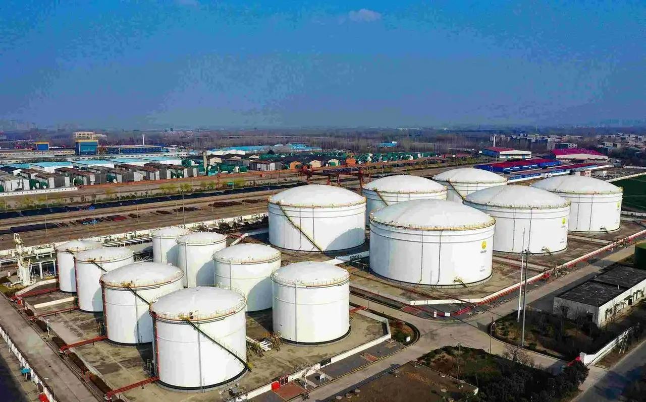 13亿桶原油只是开始！中国能源安全底牌曝光，美国却只能望尘莫及
 
 
中东战火