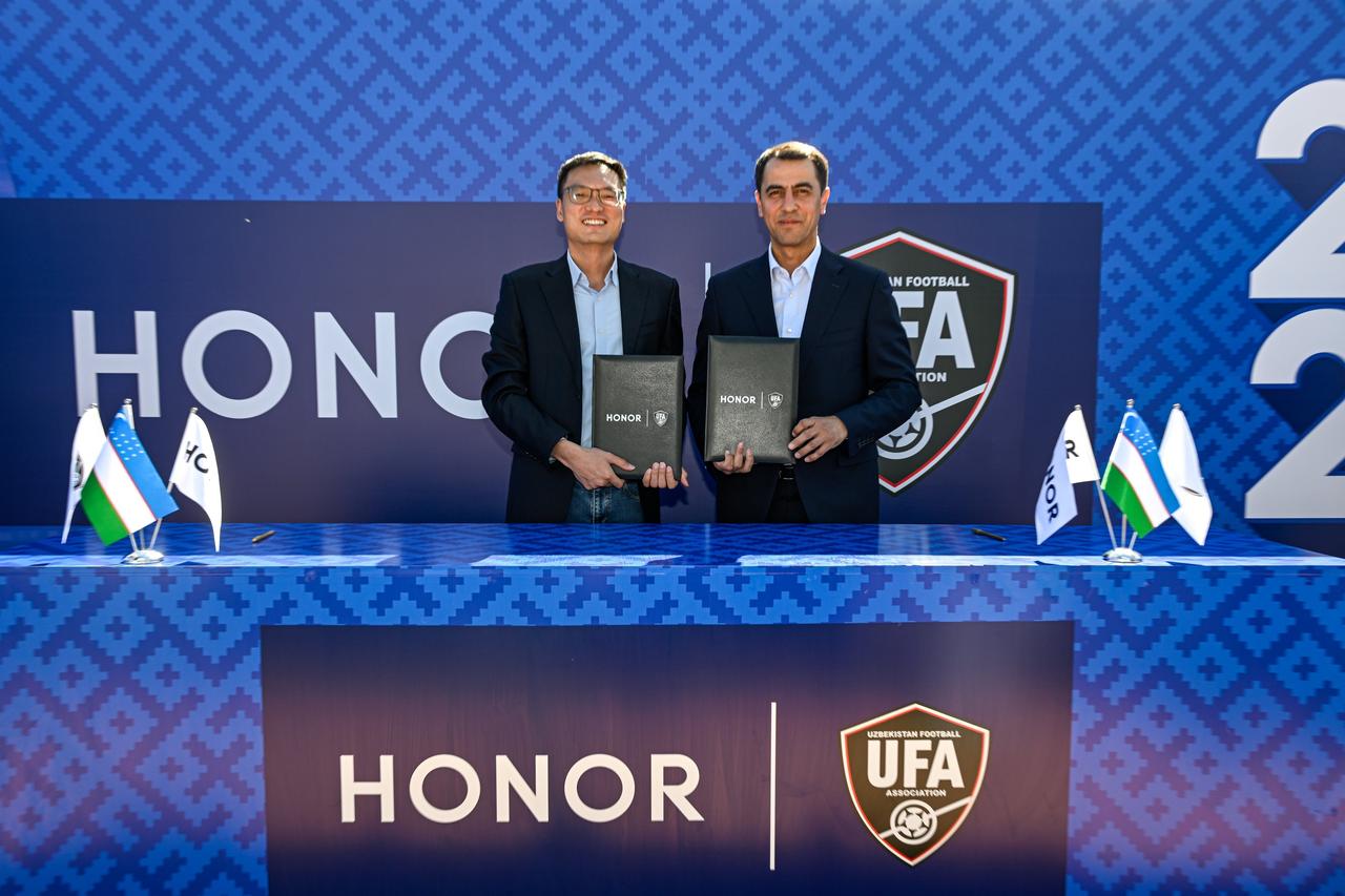 乌兹别克斯坦国家队把官方合作给了荣耀，这可不是简单的赞助，而是一记精准的市场重拳