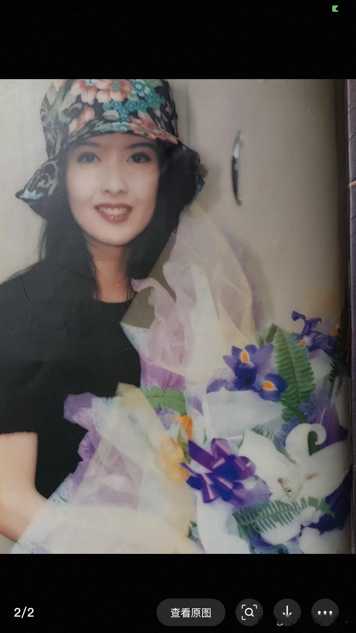 花香裹着温柔，眉眼藏着晴朗——把生活酿成花束，日子自然会开得漂亮🌷