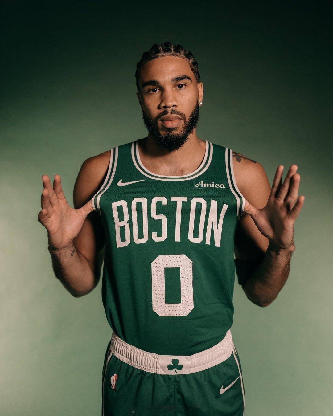 特别的一年[拳头] ​​​