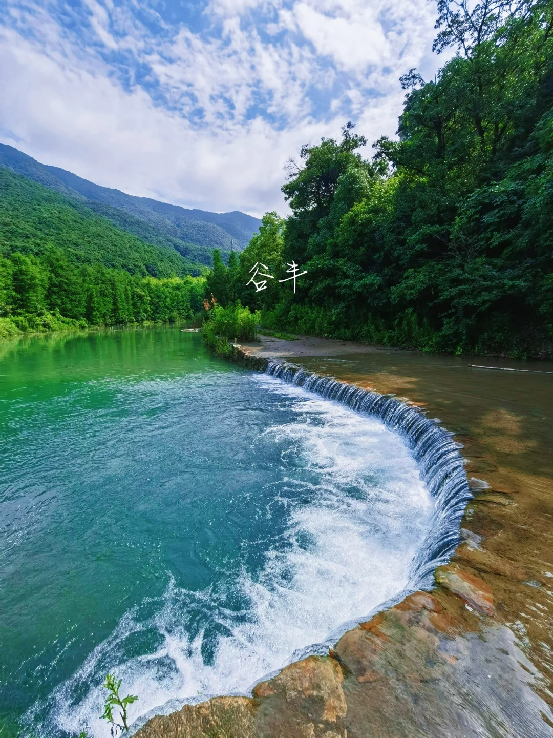 宁波小众溯溪|沉浸式感受九龙湖的漫游奇境