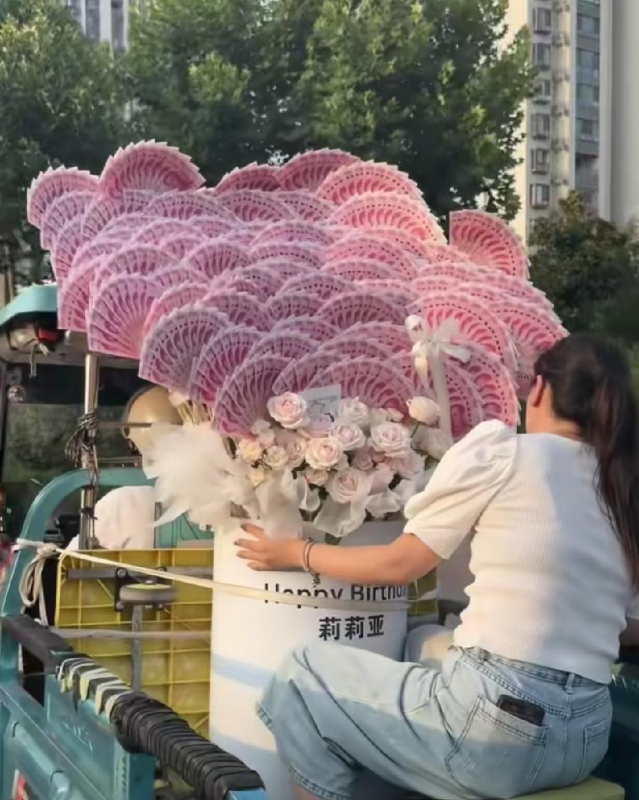 想问一问大家
父母曾经对你说过哪句话，
越长大越觉得有道理？
 
我先说：
凡事