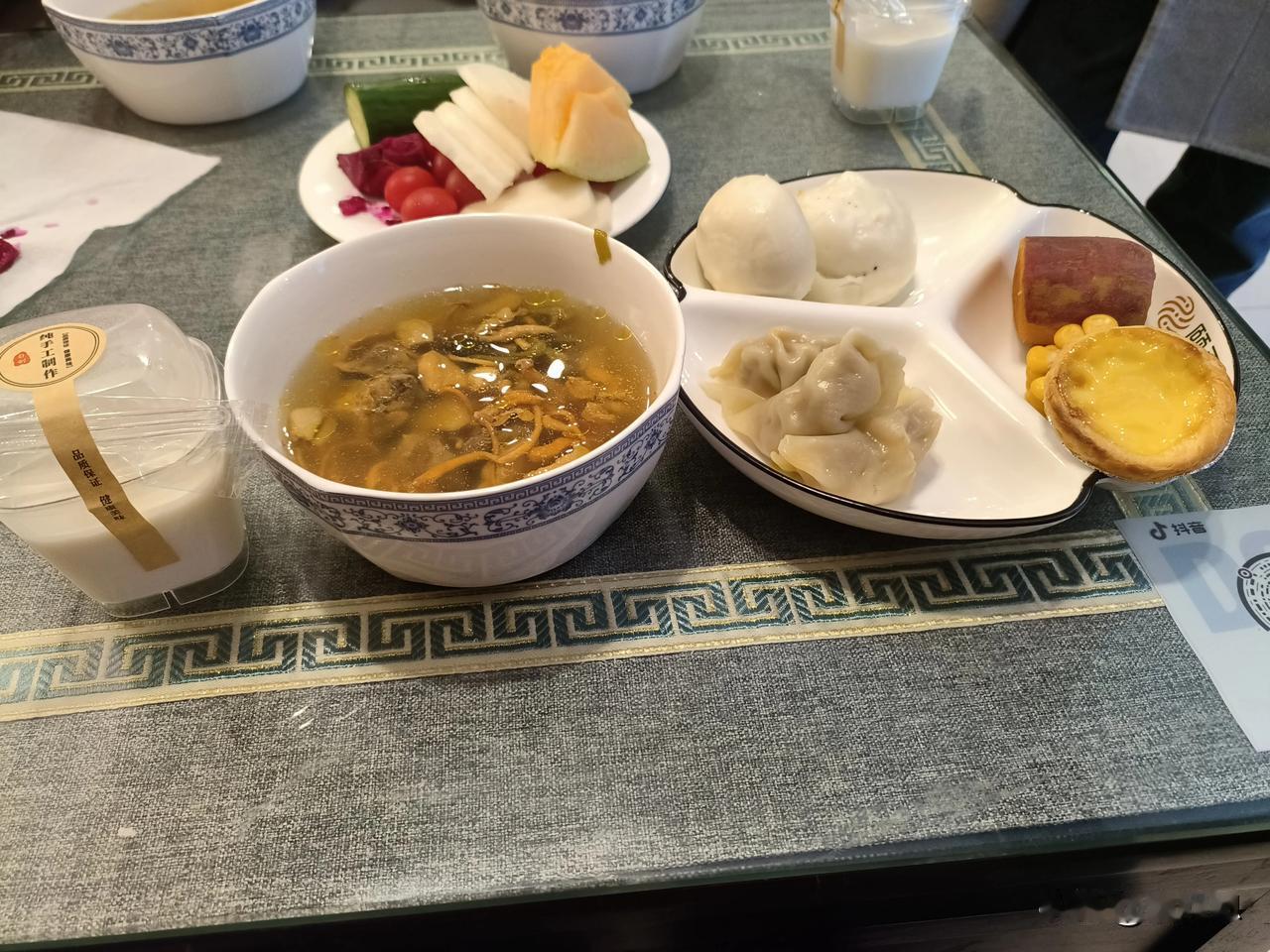 我的晚餐。。。糊弄又是一顿