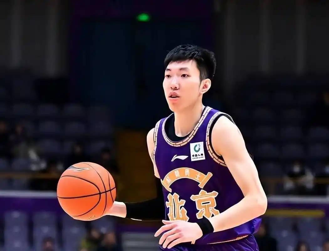 中国男篮77-84新西兰！11名球员评分：2人满分、4人优秀、5人拉胯

我认为