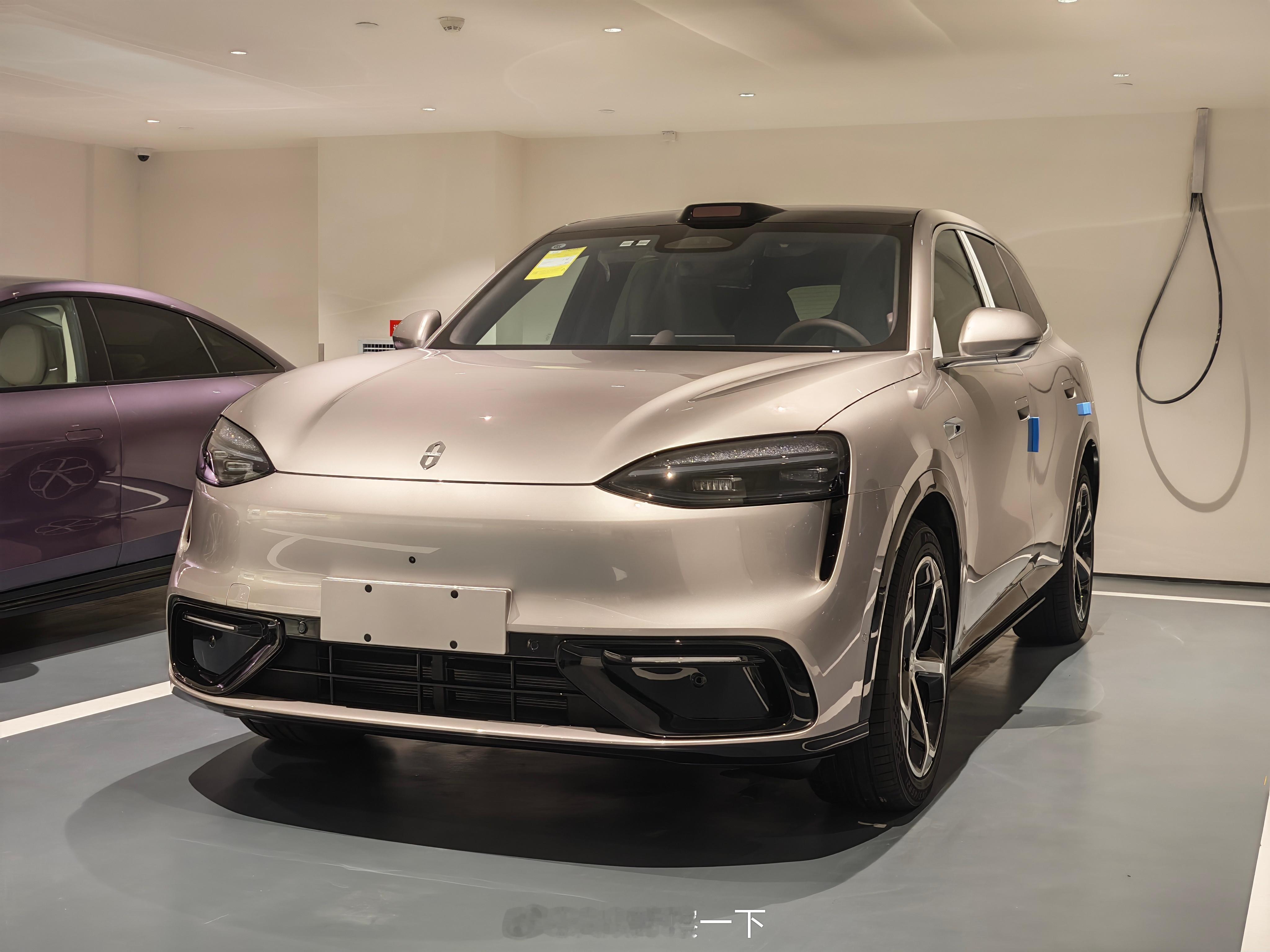 各地的问界M6这两天都在陆续上牌，22号发布会结束后试驾也同时开启了，比较期待普