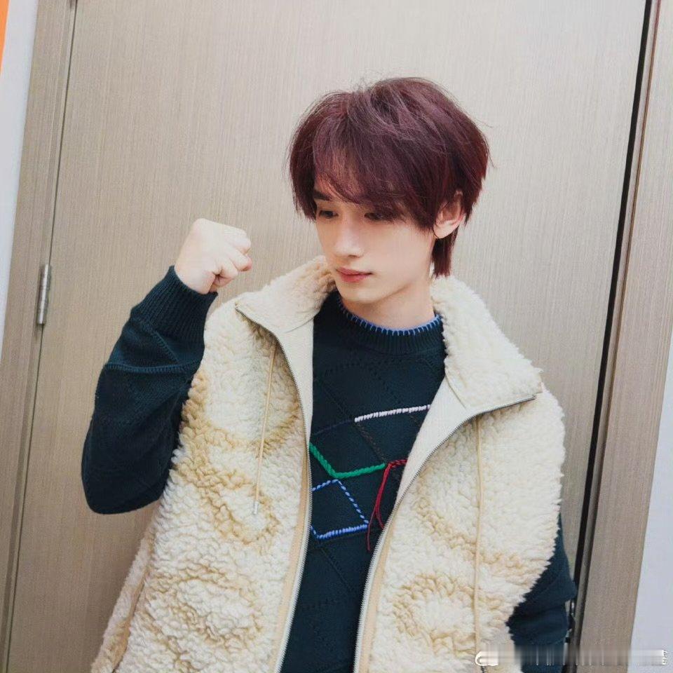 丁程鑫周三发个vlog丁程鑫周三vlog丁程鑫周三发个vlog 