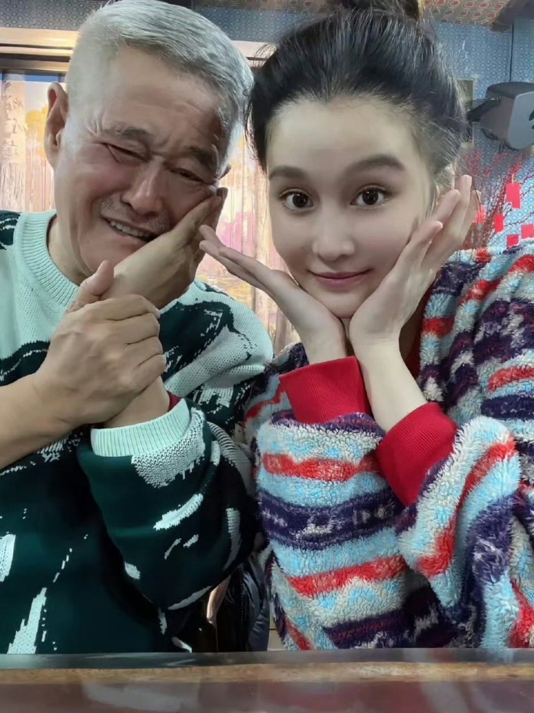 赵本山女儿回应被骂网络乞丐 “东北王”赵本山的女儿球球被骂“网络乞丐”。其回应：