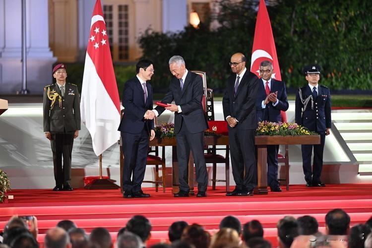 黄循财与尚达曼，对大国的事指指点点。

黄循财没有要求日本纠正错误行为，也没有谴