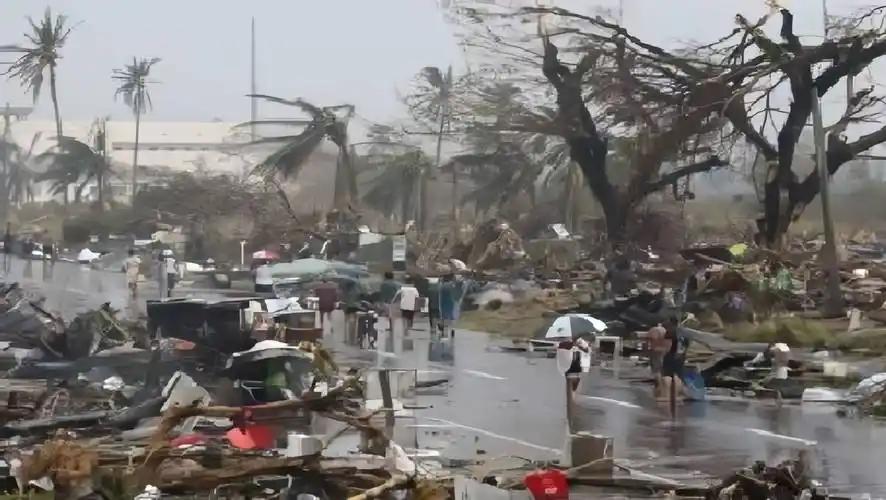 灾害抢救中创新技术越来越多。无人机就是个厉害角色，能快速飞到受灾区域，进行全方位