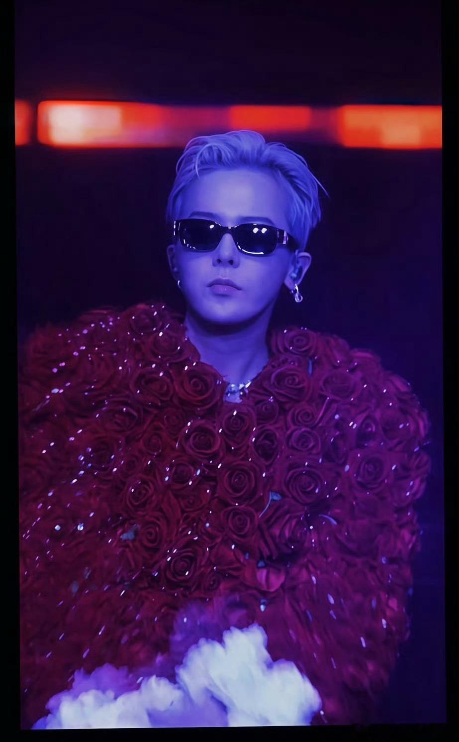 BIGBANG合体庆祝出道19周年韩国现代最具代表性的组合之一！唯一！看他穿衣打