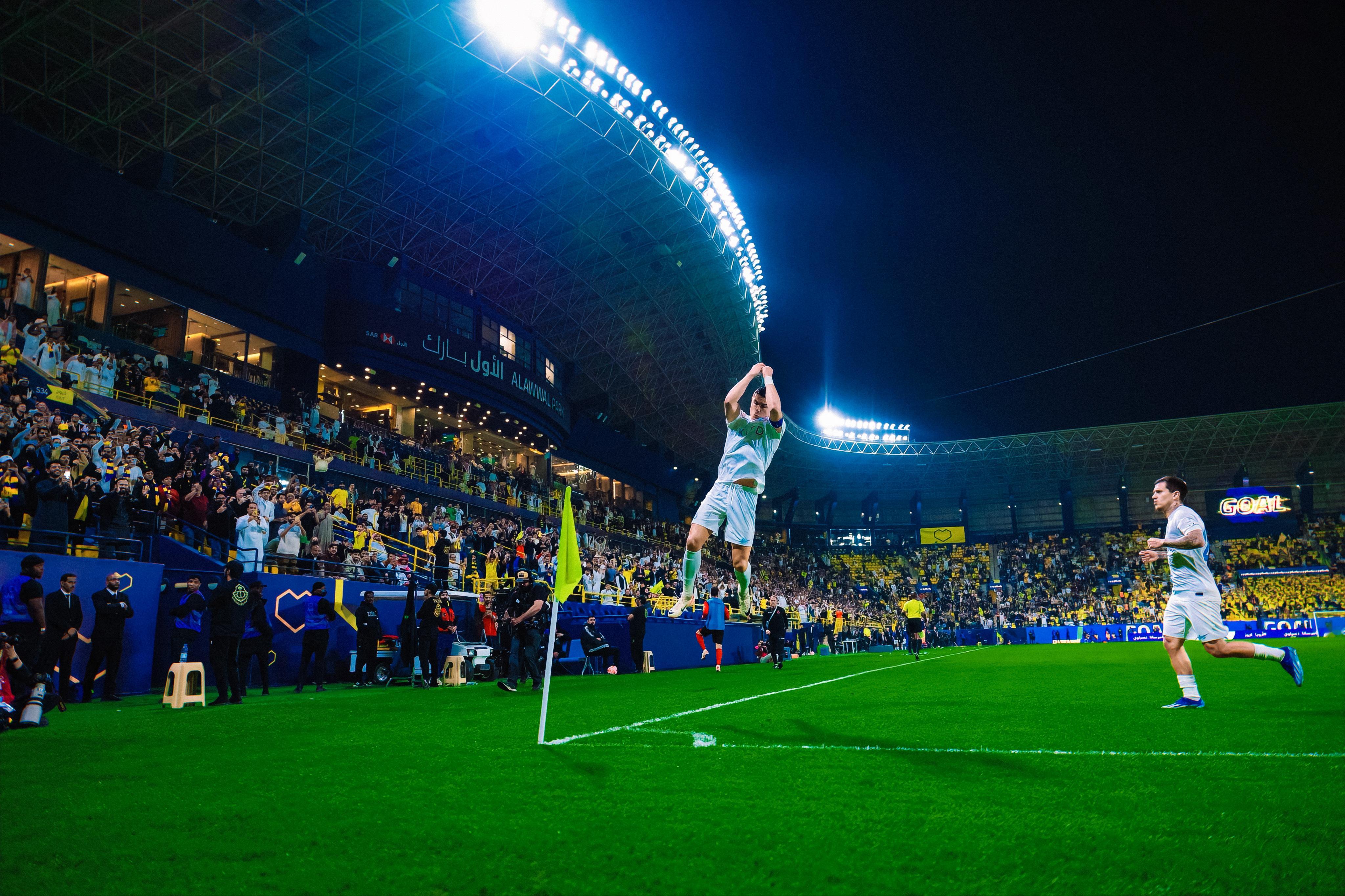 C罗那年今日  📸 一年前的今天，时隔七天的沉寂，C罗伤愈宣告归来，C罗对利雅