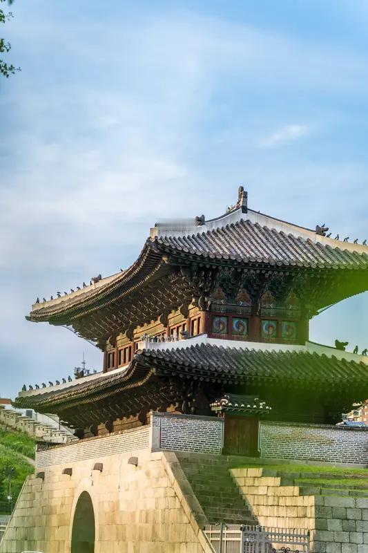 韩国人研究历史都是靠发明吗?一般来说，喜欢发表暴论的基本都是“在野史学家”，也就