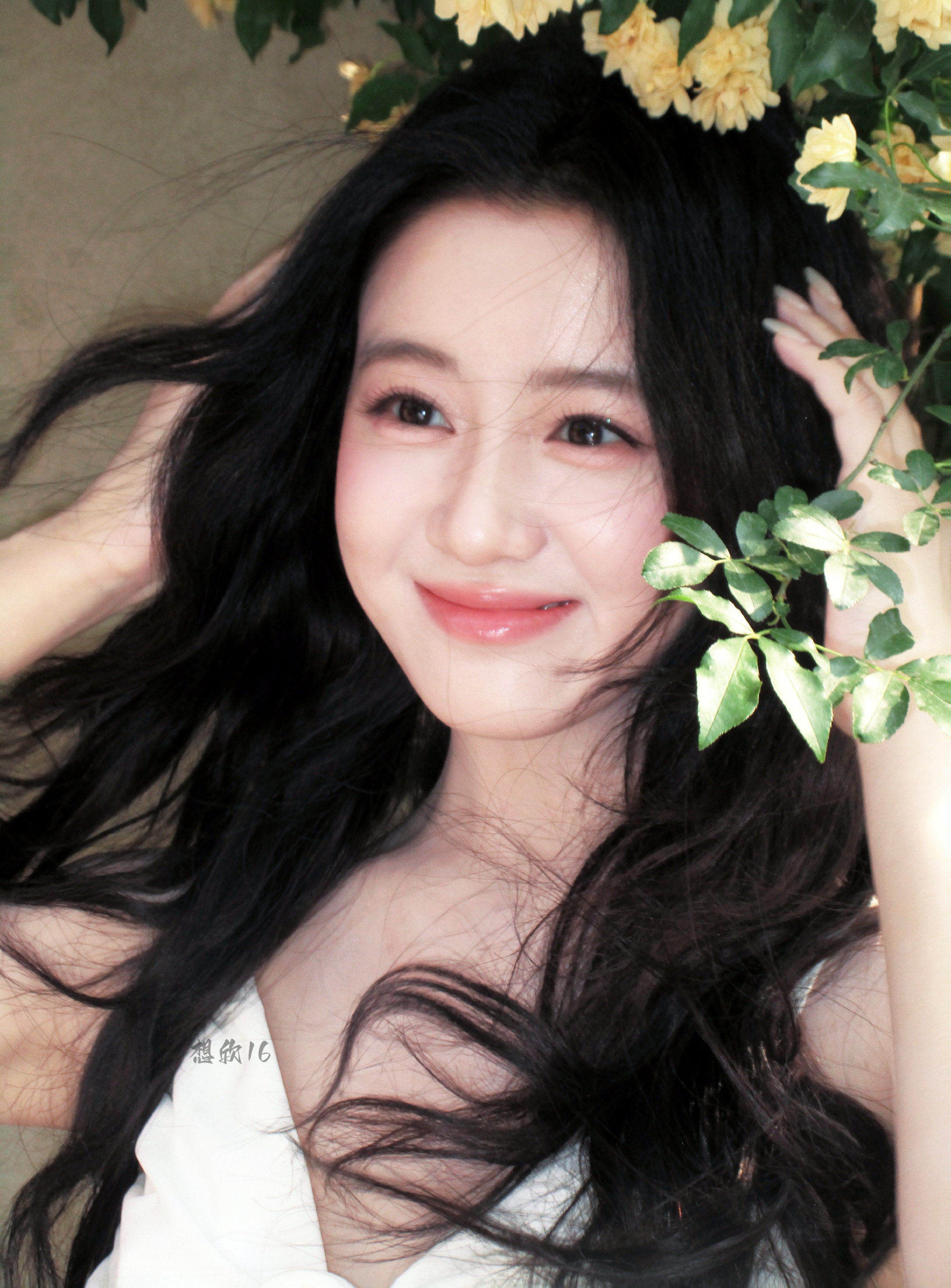 包上恩 💛包上恩窈窈有期💛包上恩任瑶期幸福是一条无限循环的曲线，我始终认为我